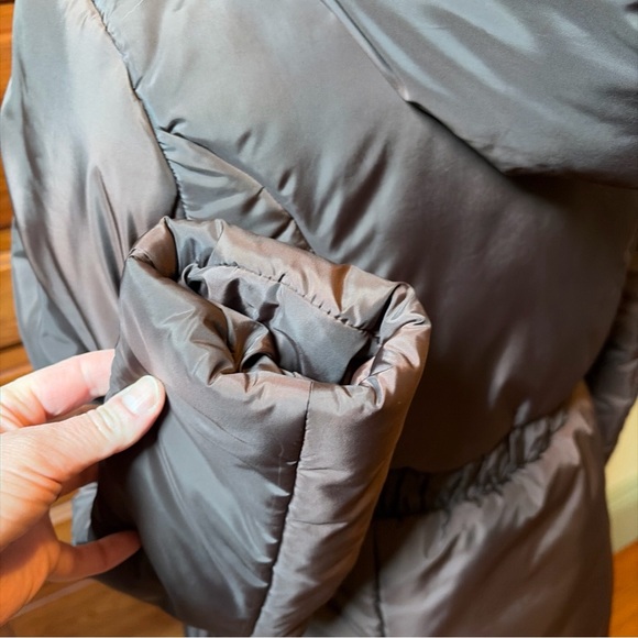 Vaute Couture Brooklyn Snow Coat size small - Picture 7 of 10